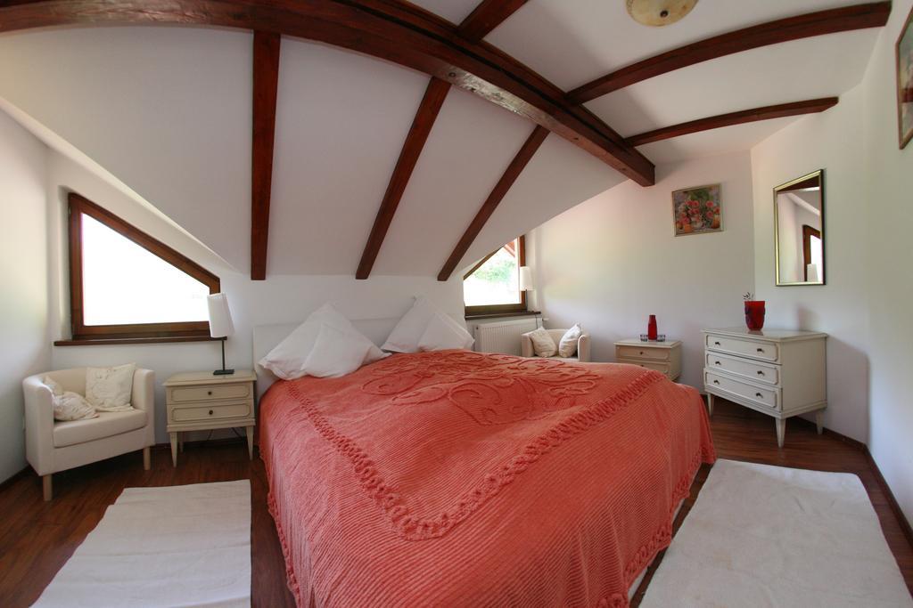 Vila Anastasia Sacarimbu الغرفة الصورة